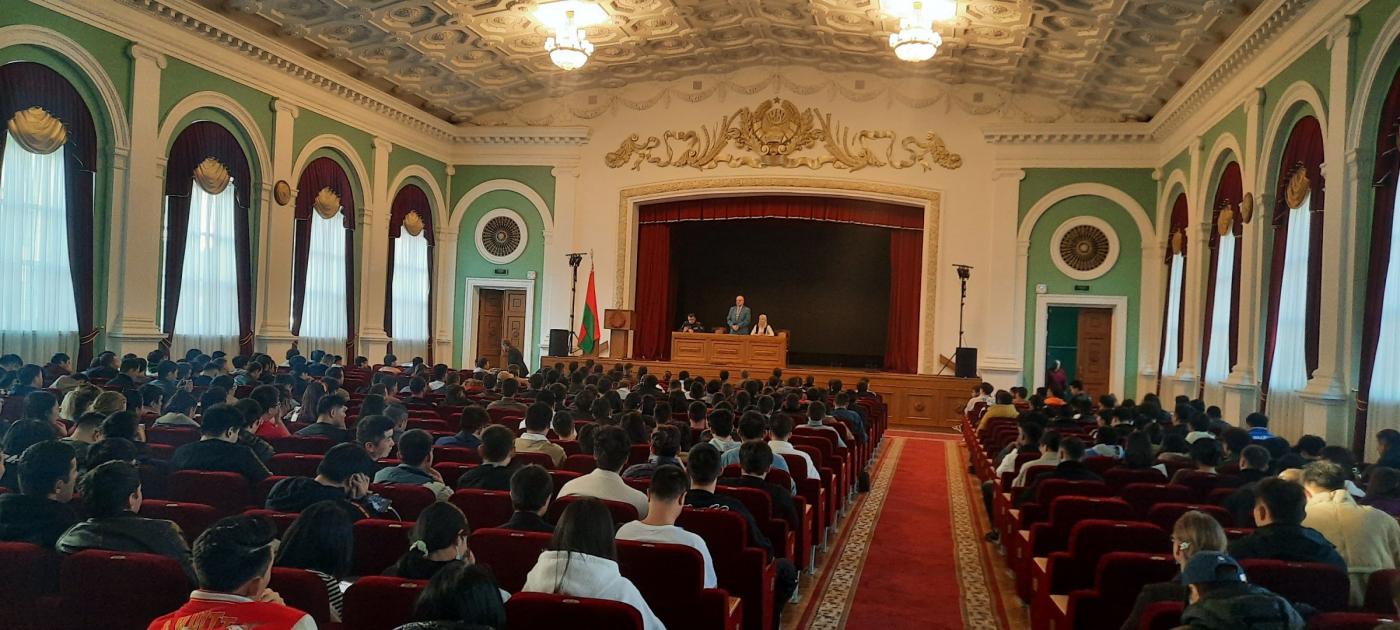 Встреча с иностранными студентами по вопросам правового просвещения
